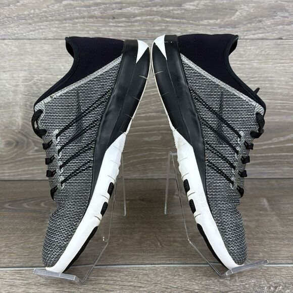Nike Free TR 8 Women Nike Free TR6 Women’s Sz 6.5 Print Black White Low Lace Up Sneakers 833424-100